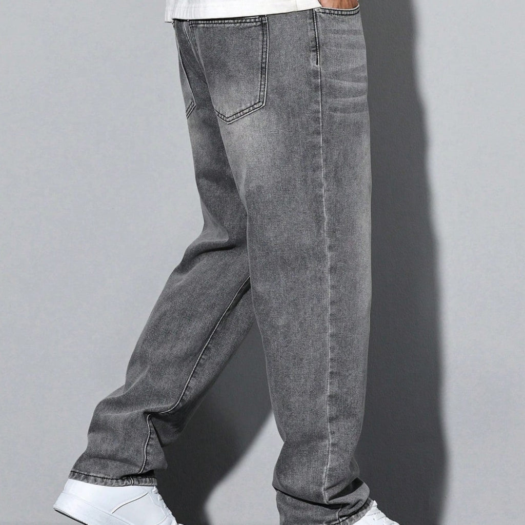 Men's Straight-Leg Washed Jeans