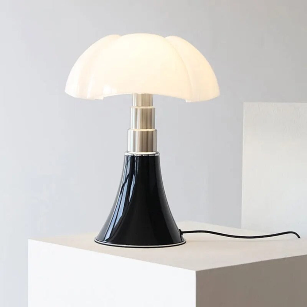 Modern Flower-Accent Table Lamp