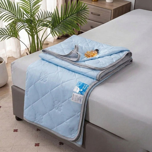 Lightweight Cooling Summer Blanket