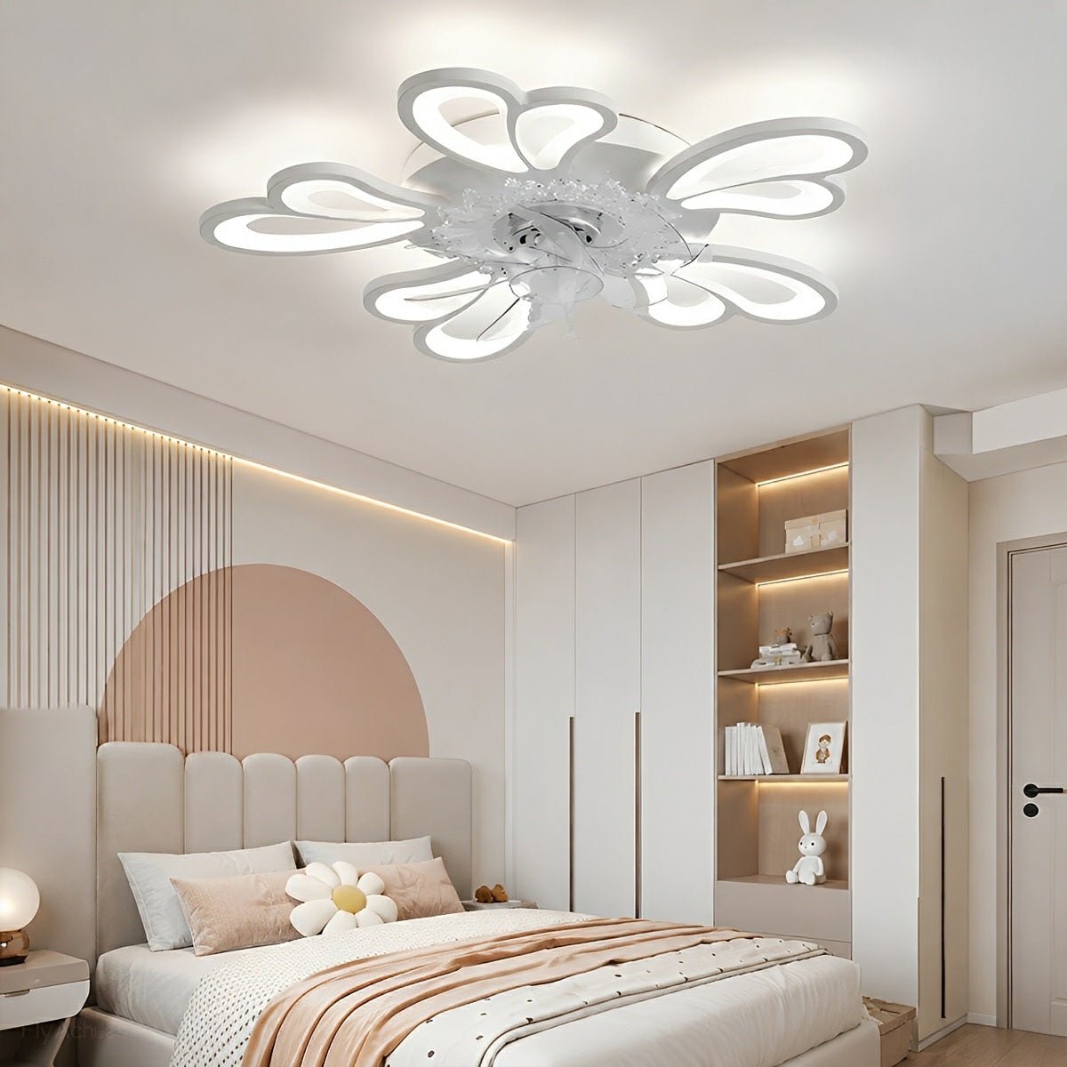 Creative Floral Shaped DC Motor LED Ceiling Fan Lights