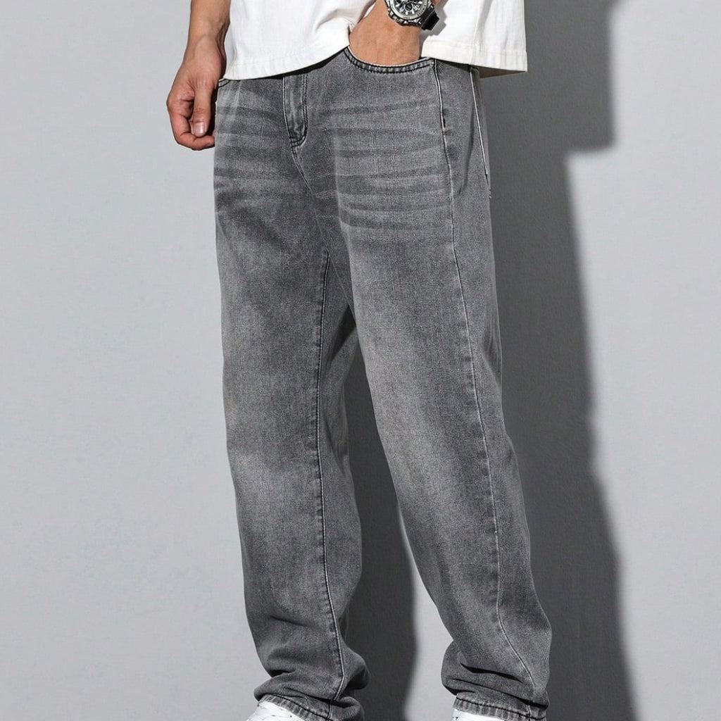 Men's Straight-Leg Washed Jeans