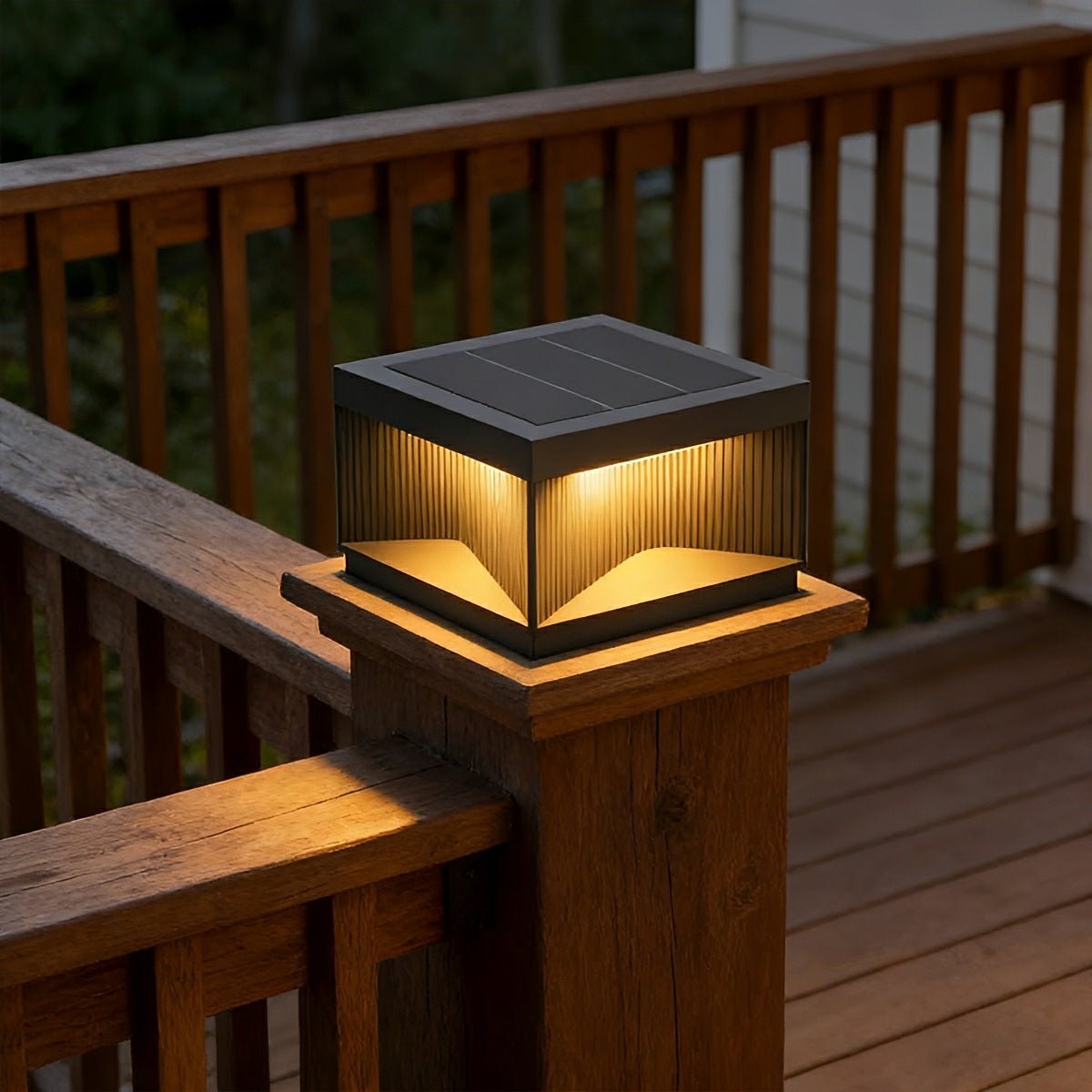 Modern Square Waterproof Fence Outdoor Post Cap Light