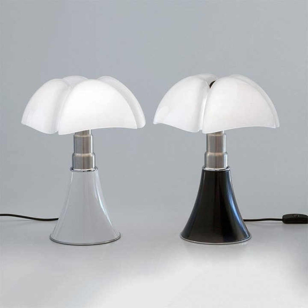 Modern Flower-Accent Table Lamp