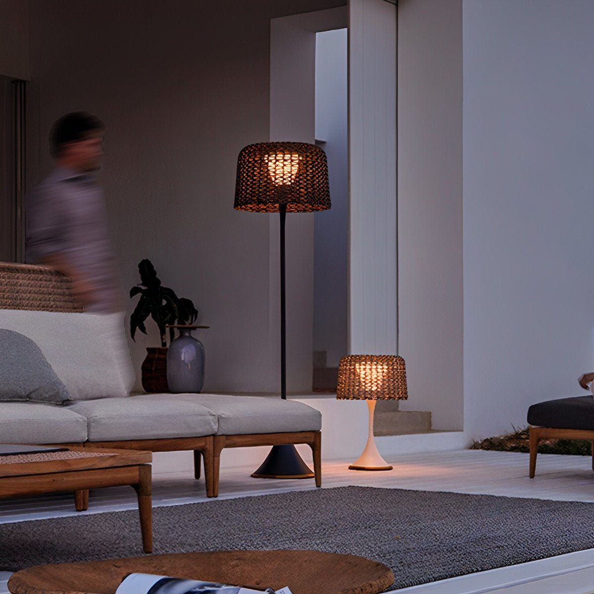 Waterproof Weave Shade LED Outdoor Floor Lamp