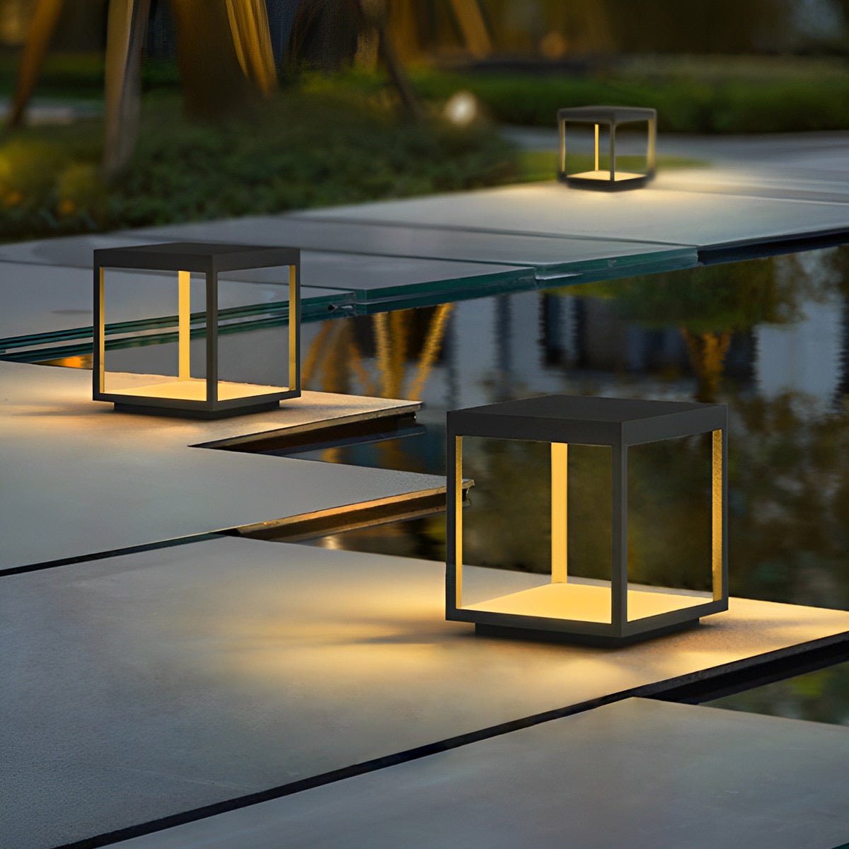Square Hollow Frame Waterproof LED Courtyard Post Cap Light