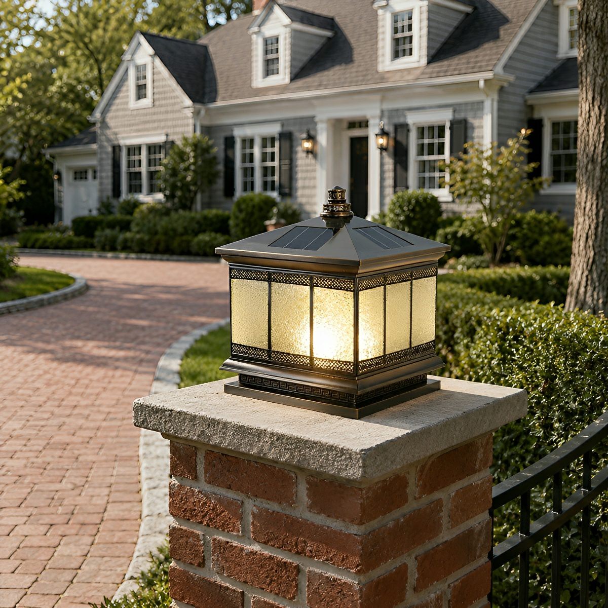 Vintage Waterproof Tower Shape Fence Outdoor Post Caps Lights