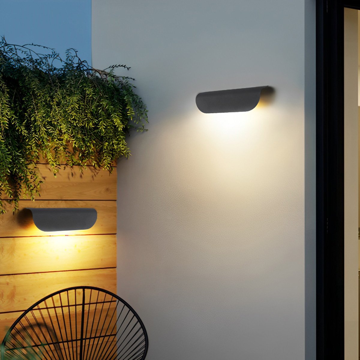 Waterproof Minimalist Arc-shaped LED Outdoor Wall Light