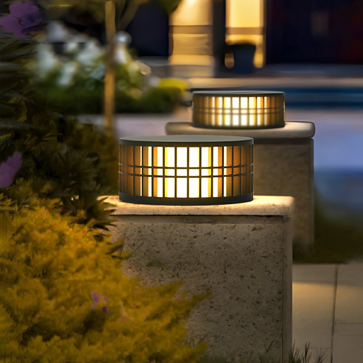 Waterproof Round Powerd LED Outdoor Post Lights