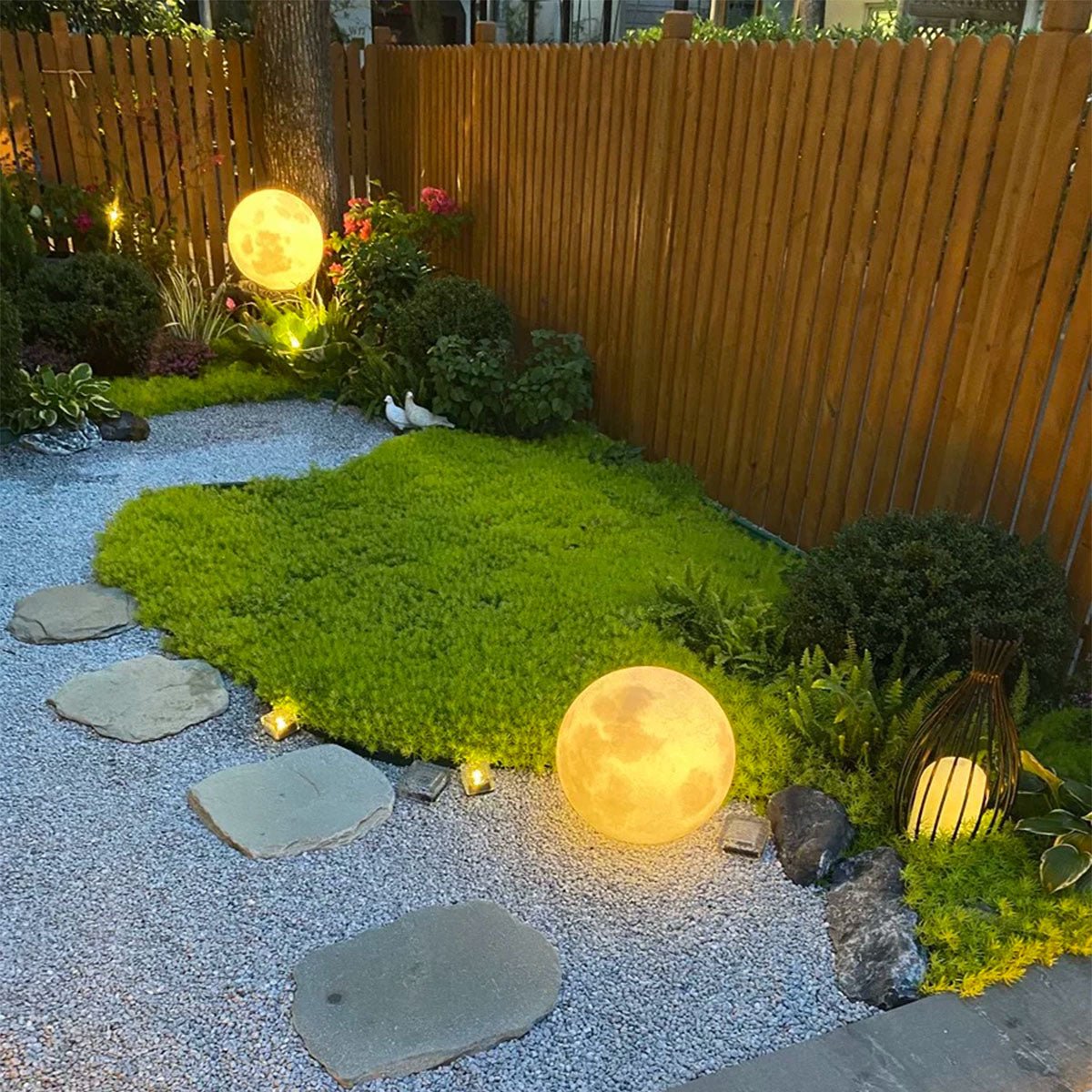Waterproof Moon Ball Lights Garden Landscape Lawn Lights