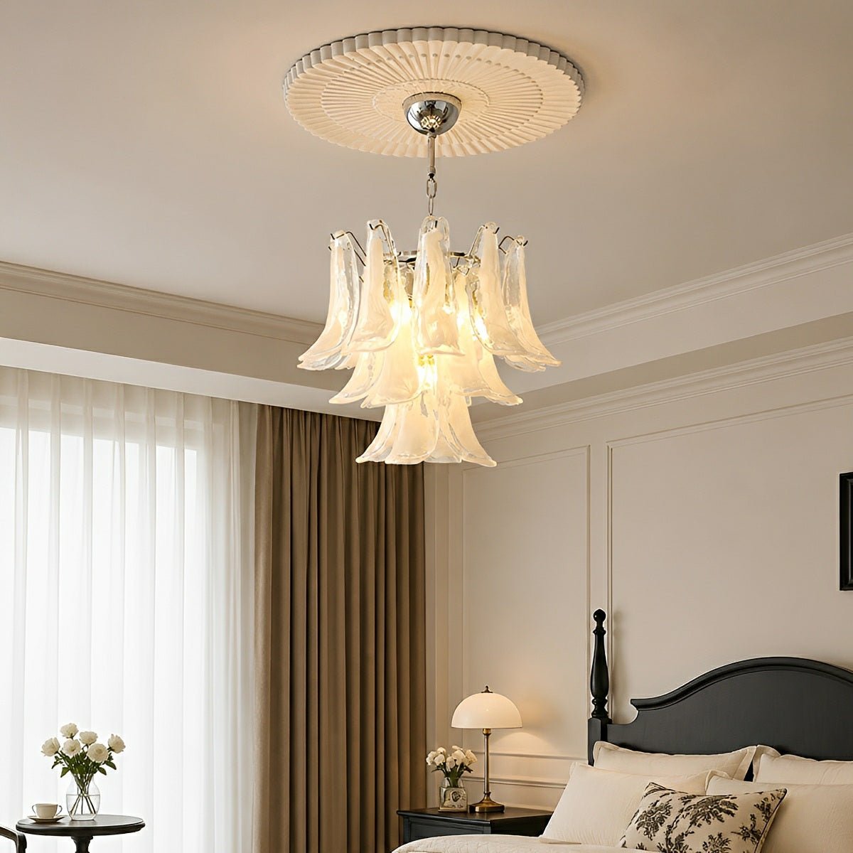 White Luxury Feather Glass Chandelier Light
